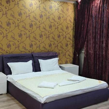 Nurly Tau 2Room Apartments Almaty Exterior foto