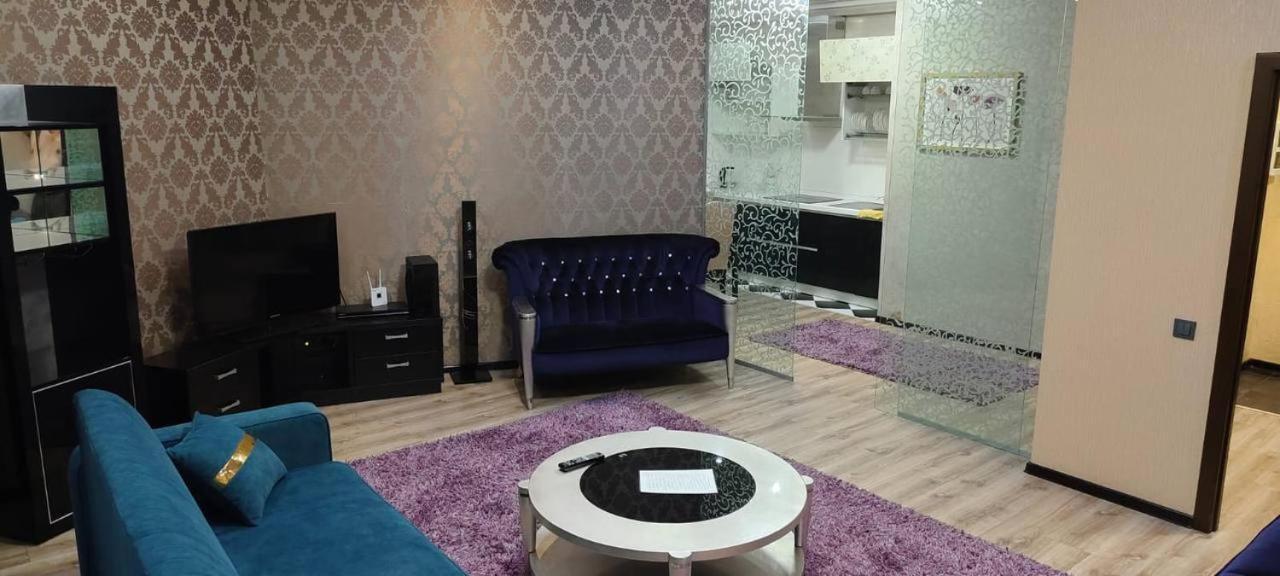 Nurly Tau 2Room Apartments Almaty Exterior foto