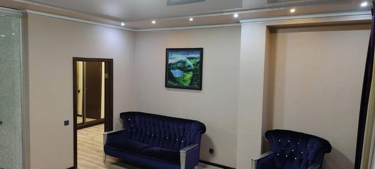 Nurly Tau 2Room Apartments Almaty Exterior foto